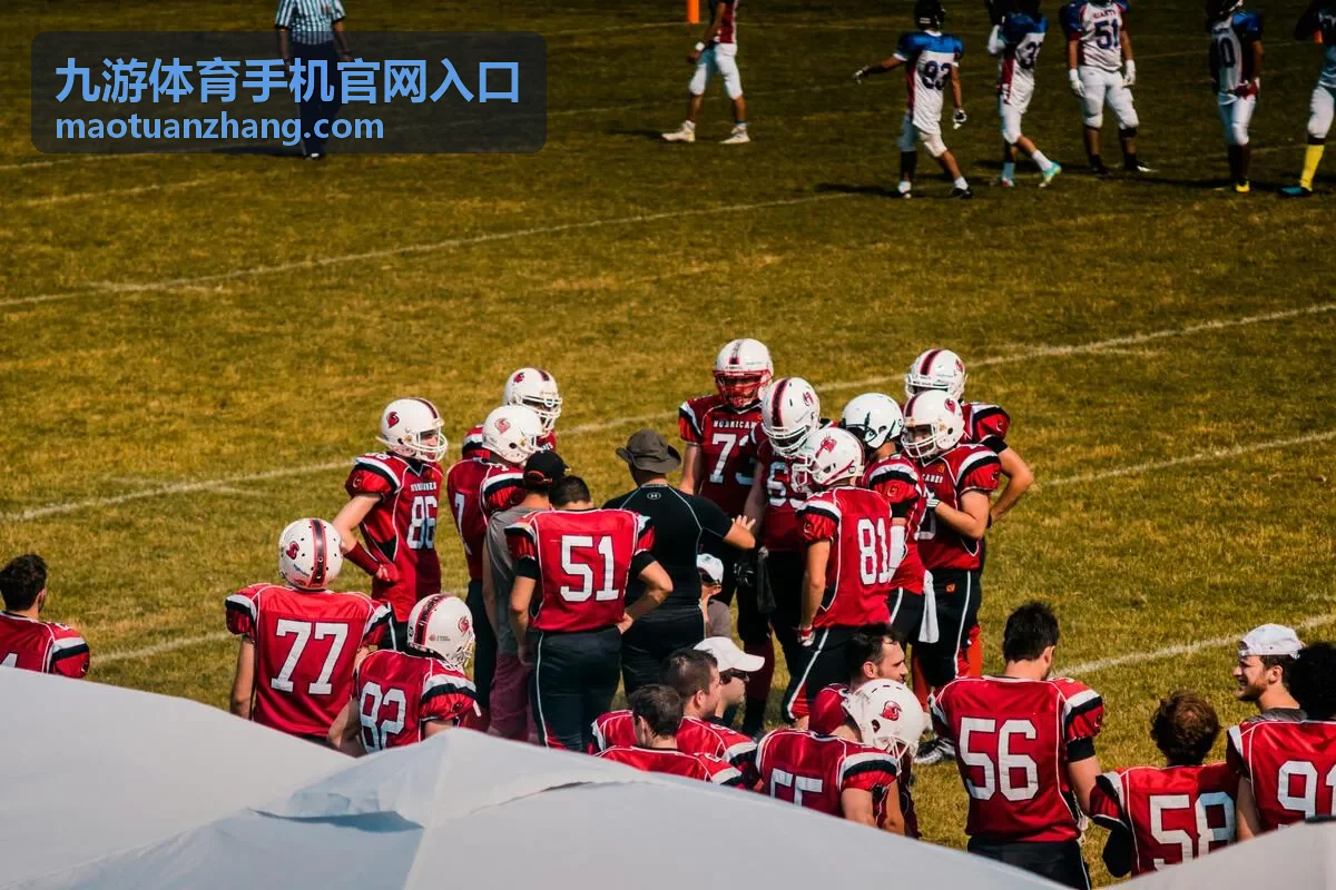 九游体育手机官网入口青少年训练营指导画面